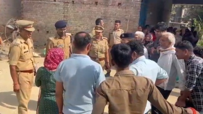  Amethi murder case: अमेठी में बातचीत बंद करने पर प्रेमी ने कर दी प्रेमिका की हत्या, नहर किनारे मिला शव; आरोपी हिरासत में 