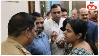 हापुड़ में दूसरी शादी कर रहे पति की पहली पत्नी ने रुकवाई बारात, फिर सामने आई 14 लाख वाली कहानी Hapur News