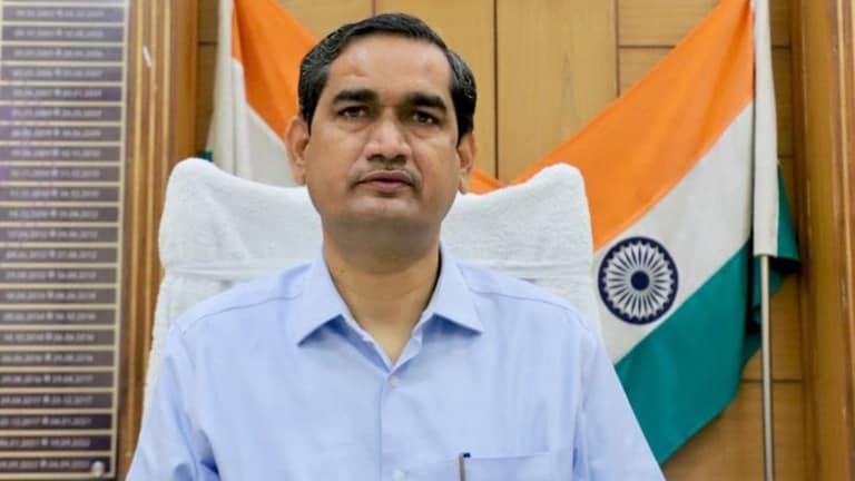 मथुरा प्रशासन का बड़ा निर्णय, पहले आओ-पहले पाओ पर दुकान-फ्लैट आवंटन का फैसला Mathura News