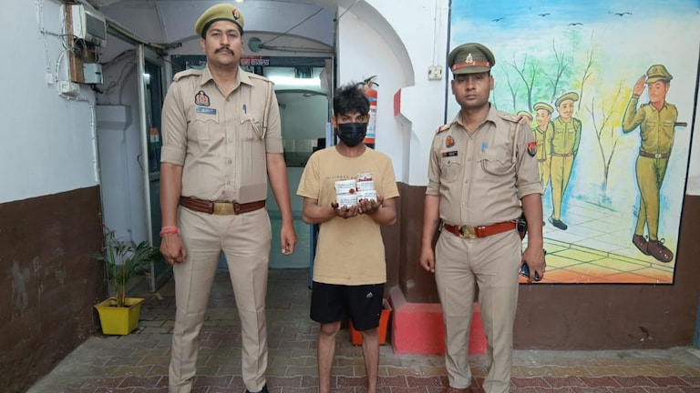 देवबंद पुलिस की बड़ी कामयाबी, शातिर चोर गिरफ्तार, चोरी के जेवर व औजार बरामद Saharanpur News