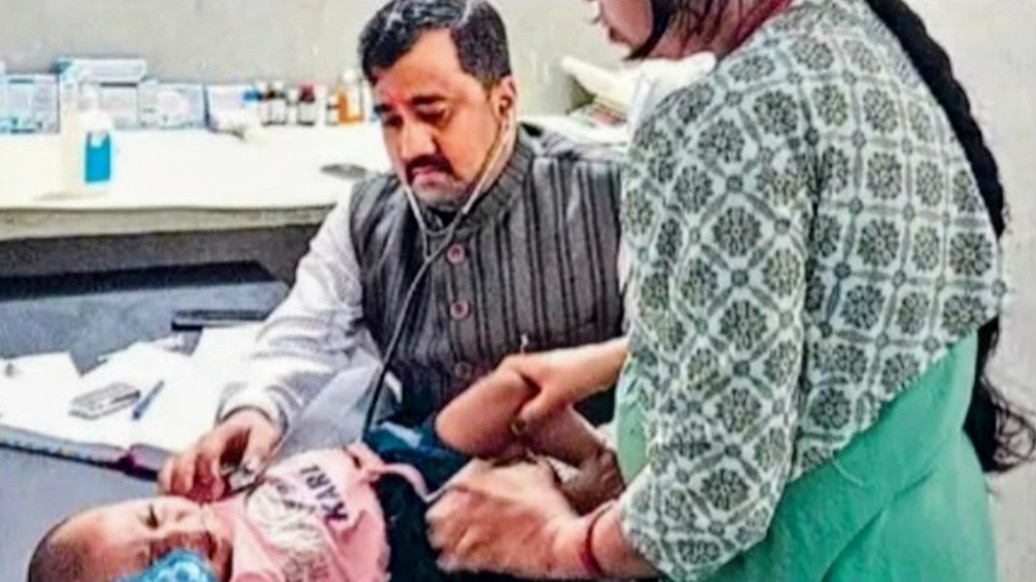 बलिया में तापमान बढ़ते ही बच्चों की तबीयत बिगड़ी, अस्पतालों में भीड़ बढ़ी, डॉक्टरों ने दी विशेष सावधानी की सलाह