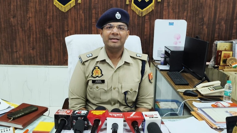 Saharanpur cyber fraud Recovery: सहारनपुर पुलिस की बड़ी कामयाबी, साइबर ठगी में फंसे 68 लाख से अधिक की राशि पीड़ितों को वापस दिलाई Saharanpur News