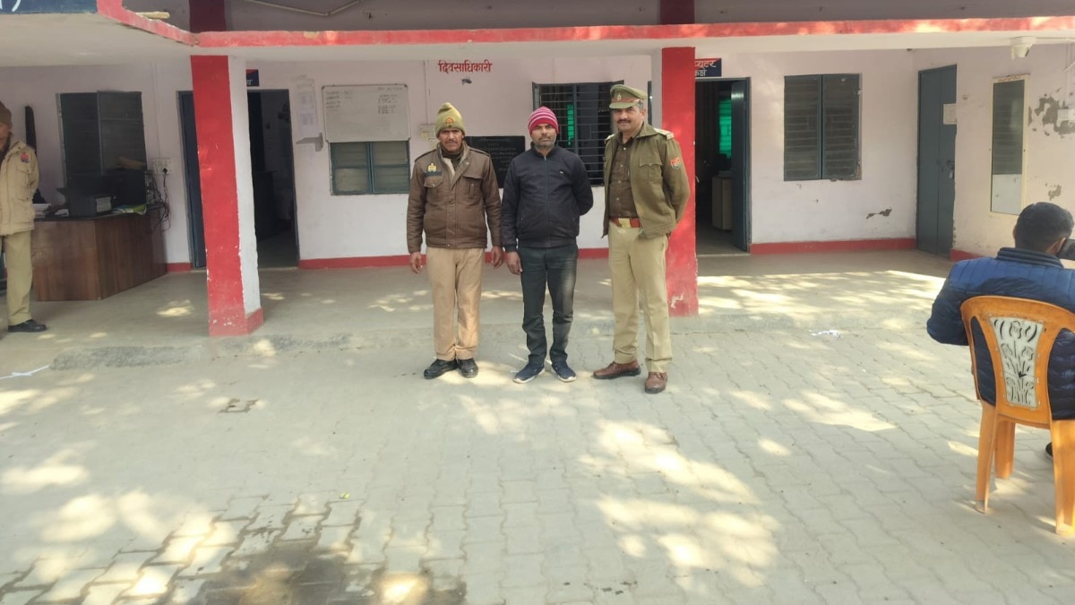 Mathura, Mathura news, Mathura land fraud,Mathura land fraud case,fake registry case mathura,land mutation fraud mathura,tehsil corruption case mathura