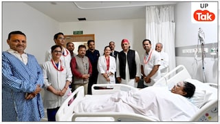 सपा चीफ का पुतला फूंकते समय झुलसी थीं BJP विधायक अनुपमा जायसवाल, हाल जानने अचानक अस्पताल पहुंचे अखिलेश यादव अस्पताल में भाजपा विधायक से अखिलेश यादव ने की मुलाकात