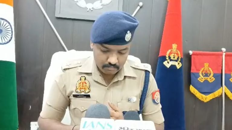 ऑपरेशन चक्रव्यूह में फंसा शातिर गांजा तस्कर: 12 लाख रुपए का 10 किलो से अधिक गांजा बरामद Amethi News