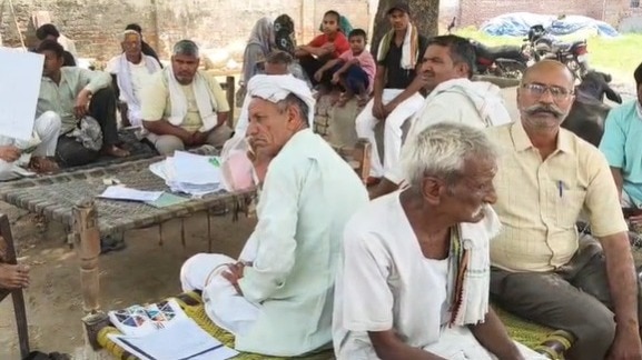 अमेठी तहसील में भ्रष्टाचार के खिलाफ प्रशासन सख्त, सरकारी कार्यालयों के बाहर लगे चेतावनी पोस्टर