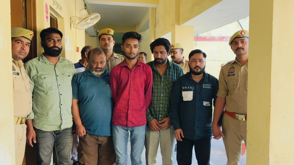 तंत्र-मंत्र के जाल में करोड़ों की ठगी, 21 दिन तक कलश न खोलने की शर्त, गिरोह गिरफ्तार