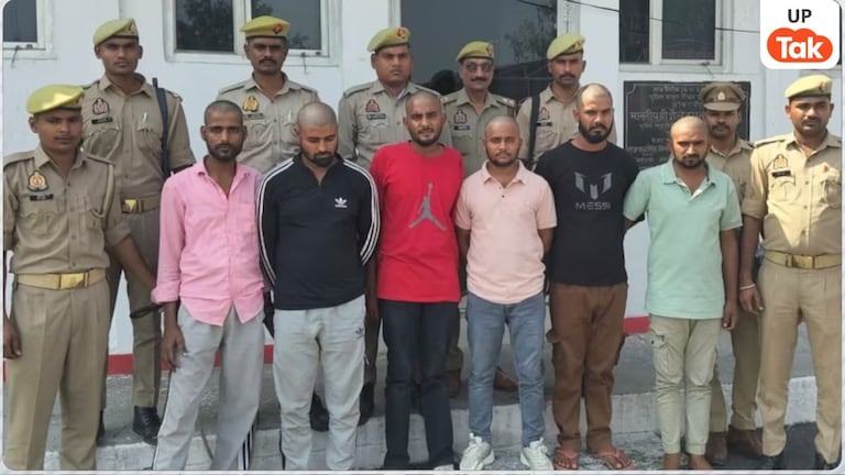 संभल में वॉट्सएप पर चल रहा बड़ा खेल, गैंग बनाकर की जा रहा थी ये प्लानिंग, मामला हिला देगा Sambhal News