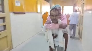 Raebareli Hospital Incident: वाह रे स्वास्थ्य सेवा! रायबरेली जिला अस्पताल में व्हीलचेयर गायब, बेटे की कमर टूटी पर सिस्टम का दिल नहीं पसीजा Raebareli hospital negligence