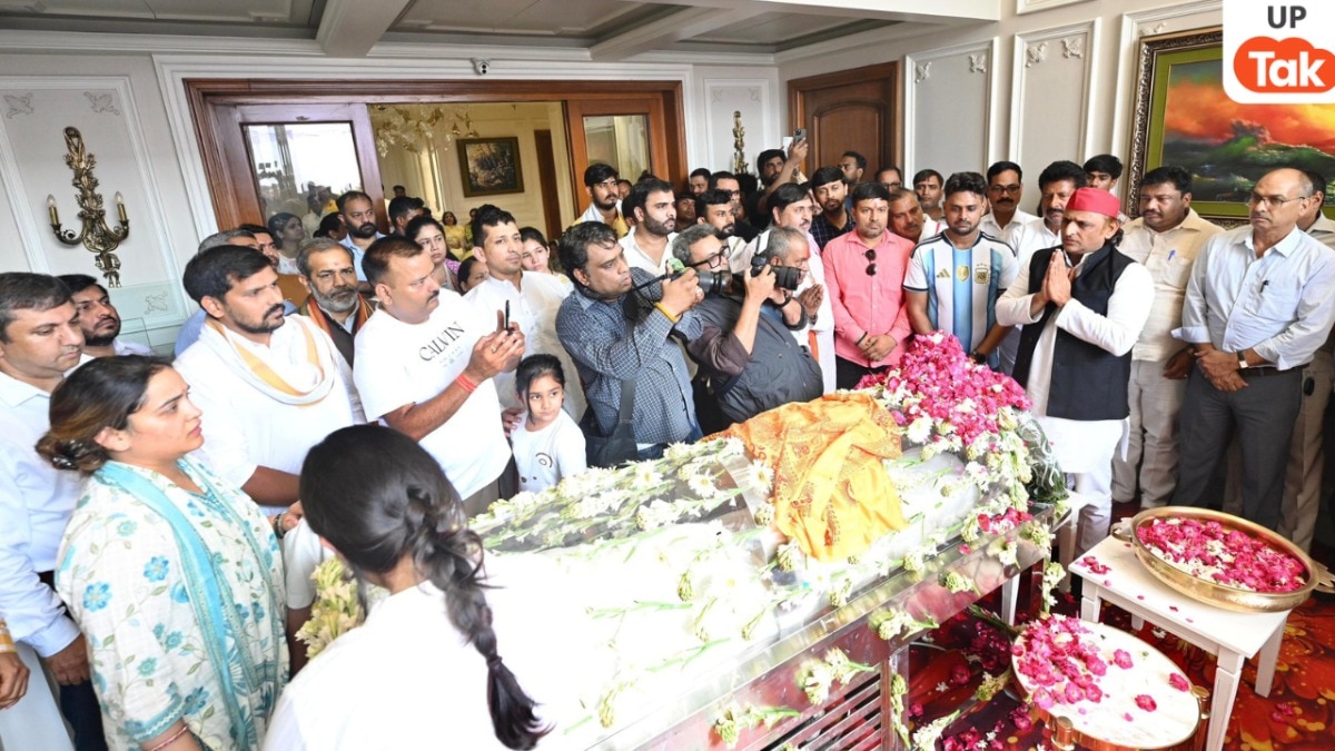 Prateek Yadav Death Live, Prateek Yadav news live, Mulayam Singh Yadav son death, Aparna Yadav husband, Akhilesh Yadav condolence, Yogi Adityanath reaction, Samajwadi Party live updates, BJP leader Aparna Yadav