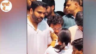 प्रतीक यादव के अंतिम संस्कार में फूट-फूटकर रोने वाला ये शख्स कौन, जिनके आंसू पोछती दिखी अपर्णा की बेटी Prateek Yadav Last Rites