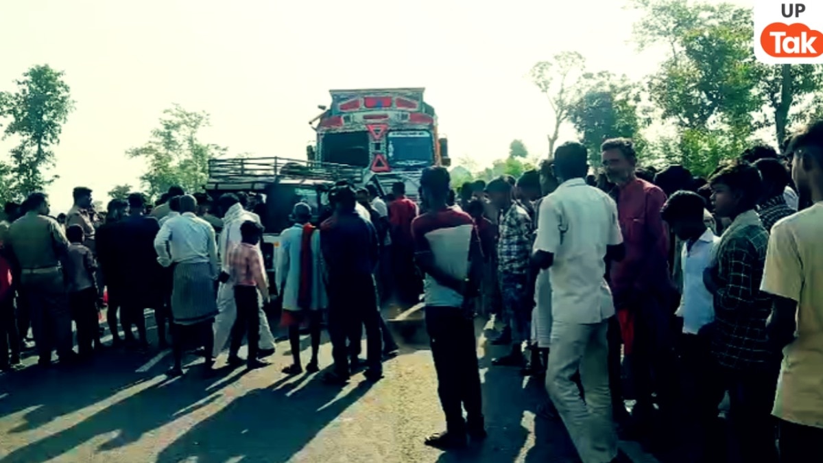 Lakhimpur Road Accident, Lakhimpur News, UP Road Accident, Tata Magic Accident, Truck Collision, National Highway 730 Accident, ईसानगर हादसा, लखीमपुर खीरी सड़क हादसा, ट्रक-टाटा मैजिक टक्कर, यूपी सड़क दुर्घटना