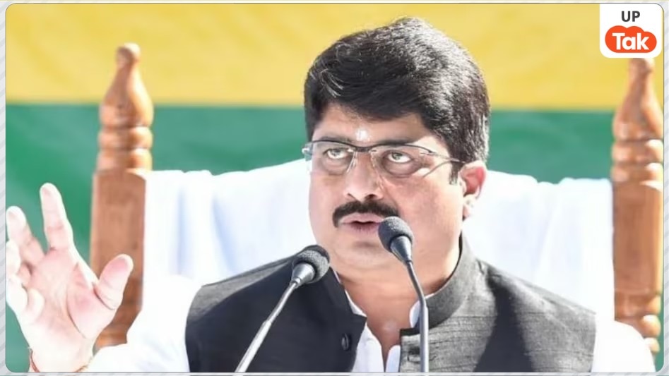 Raja Bhaiya statement, Pratapgarh news, Uttar Pradesh politics, religious controversy India, viral video statement, Hindu Muslim remarks, Sanatan Dharma debate, Kunda MLA news
