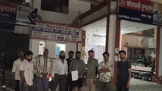 Mathura Crime News: रोज बिजली काटते हो...’ कहकर लाइनमैन को दौड़ा-दौड़ाकर पीटा, 12 लोगों पर आरोप; कोतवाली पहुंचा मामला Mathura News