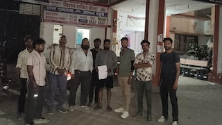 Electricity Dispute Heat: ‘रोज बिजली काटते हो...’ कहकर लाइनमैन को दौड़ा-दौड़ाकर पीटा, 12 लोगों पर आरोप, कोतवाली पहुंचा मामला Mathura News