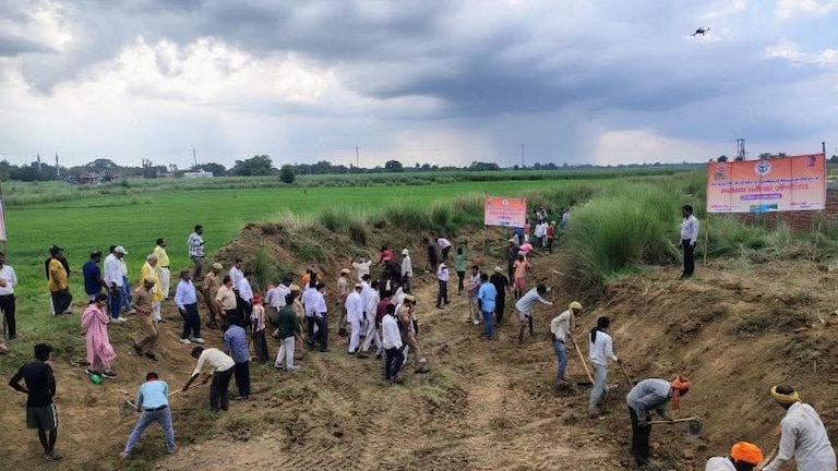Gonda Manorama River Revival: ‘मन की बात’ में गूंजी मनोरमा नदी की कहानी, PM मोदी ने सराहा गोंडा-बस्ती के युवाओं का अभियान PM Modi on Gonda Manorama River