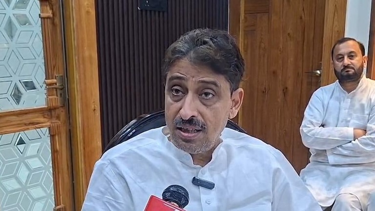 Saharanpur Imran Masood News: सूर्या चौहान हत्याकांड पर इमरान मसूद का बड़ा बयान, बोले- अपराध को धर्म और जाति से जोड़ना गलत Imran Masood News
