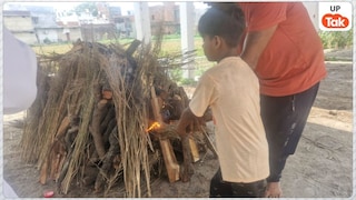 मां नहीं रही और अपनों ने फेर लिया मुंह... 8 साल के मासूम ने श्मशान में जो किया, देखकर इमोशनल हो गए कई लोग Shamshan