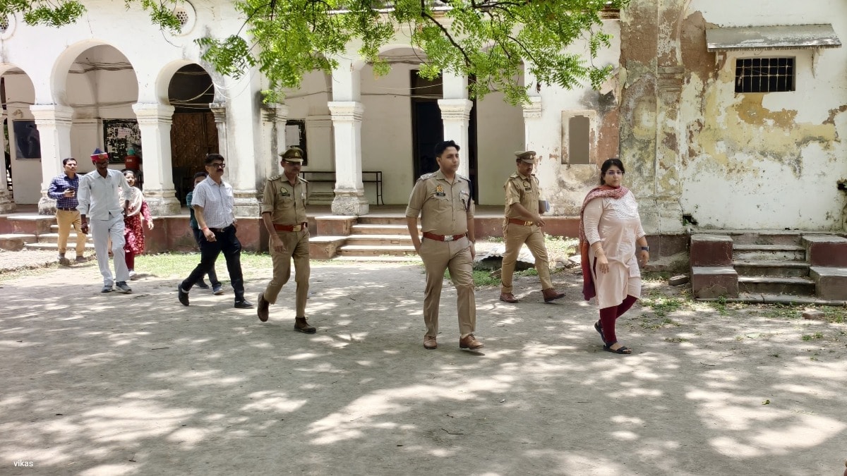 कड़ी सुरक्षा के बीच संपन्न हुई पुलिस भर्ती परीक्षा, अंतिम दिन 1828 अभ्यर्थियों ने छोड़ी परीक्षा Raebareli News