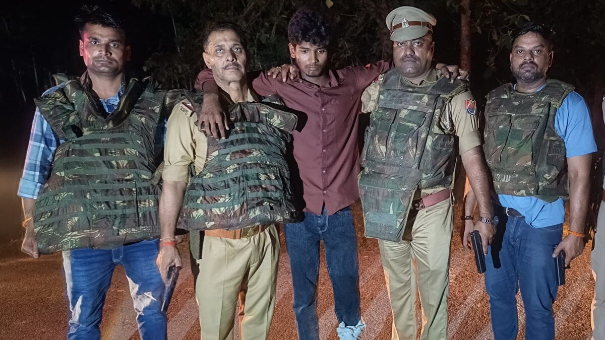 ऑपरेशन चक्रव्यूह में अमेठी पुलिस की बड़ी सफलता, 25 हजार का इनामी बदमाश मुठभेड़ में गिरफ्तार Amethi Operation Chakravyuh