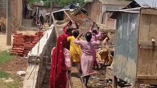 अमेठी में जमीनी विवाद को लेकर दो पक्षों में जमकर चली लाठियां, जबरन निर्माण पर हुआ विवाद Amethi land dispute