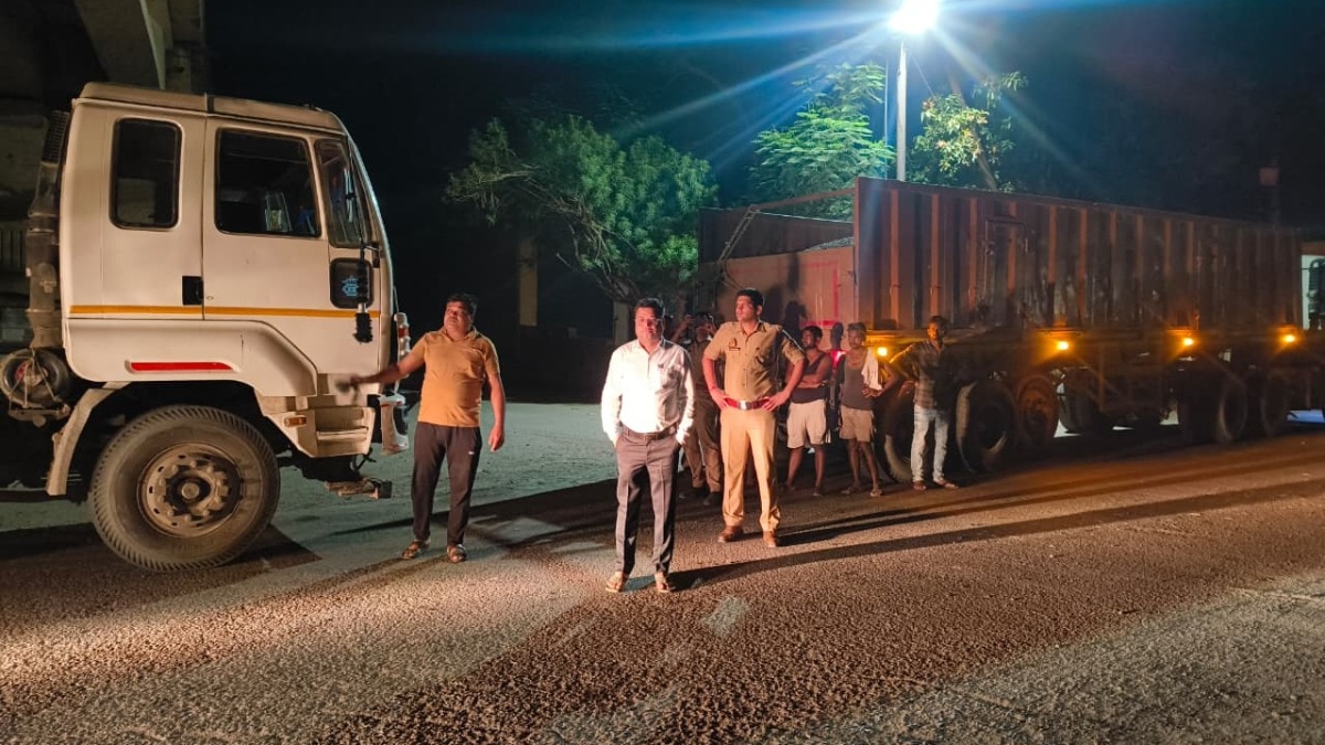  Raebareli illegal transport