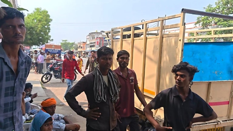 Raebareli Crime News: दर्दनाक हादसा, रात में घर से लापता हुए युवक की ट्रेन से कटकर मौत, जांच में जुटी पुलिस Raebareli Railway Accident