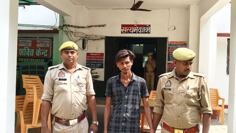 Fatehpur News: जहानाबाद पुलिस की बड़ी कार्रवाई, नाबालिग युवती को बहला-फुसलाकर भगाने वाला आरोपी गिरफ्तार Fatehpur news