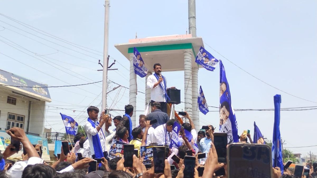 Barabanki News: बाराबंकी में सांसद चंद्रशेखर आजाद का आगमन, सरदार पटेल प्रतिमा पर किया माल्यार्पण