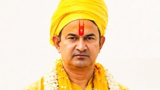 Mathura News: श्रीकृष्ण जन्मभूमि मंदिर में दान की पारदर्शिता पर उठे सवाल, फलाहारी महाराज ने की CBI जांच की मांग श्रीकृष्ण जन्मभूमि मंदिर में दान की पारदर्शिता पर उठे सवाल, फलाहारी महाराज ने की CBI जांच की मांग