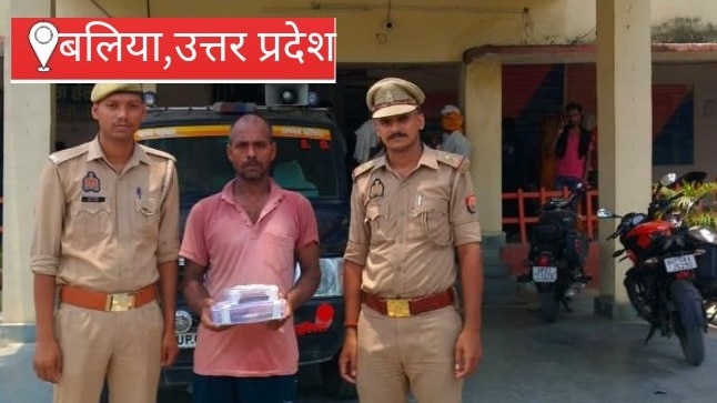 खाकी के हत्थे चढ़ा 25 हजार का इनामी बदमाश, लूट का माल और अवैध असलहा बरामद