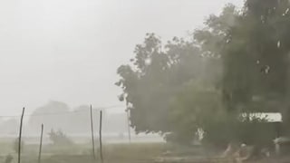 Barabanki aaj ka Mausam: बाराबंकी में तेज धूप के बाद बदला मौसम, झमाझम बारिश और ठंडी हवाओं से मिली राहत बाराबंकी में तेज धूप के बाद बदला मौसम, झमाझम बारिश और ठंडी हवाओं से मिली राहत
