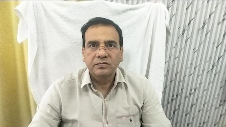 Raebareli Vehicle Tax News: टैक्स बकायेदारों पर परिवहन विभाग सख्त, 15 दिन में जमा करें बकाया नहीं तो वाहन होगा सीज टैक्स बकायेदारों पर परिवहन विभाग सख्त, 15 दिन में जमा करें बकाया नहीं तो वाहन होगा सीज