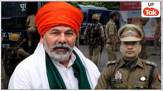 राकेश टिकैत का SSP अविनाश पांडेय पर हमला, बोले- 'पुलिस की गाड़ी में भी आदमी सुरक्षित नहीं', मुकदमा दर्ज करने की मांग Photo: Rakesh Tikait and SSP Avinash Pandey,