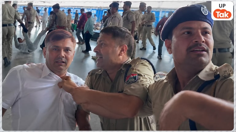 आगरा में RPF के 4 जवान रेलवे स्टेशन के डिप्टी अधीक्षक को घसीटते हुए ले गए, हाथापाई भी हुआ, विवाद की जड़ सामने आई Agra Cantt Station News