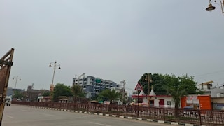Chandauli Weather Today: चंदौली में बादलों की आंख-मिचौली, उमस भरी गर्मी से लोग बेहाल, तापमान 33 डिग्री पहुंचा चंदौली में बादलों की आंख-मिचौली, उमस भरी गर्मी से लोग बेहाल, तापमान 33 डिग्री पहुंचा