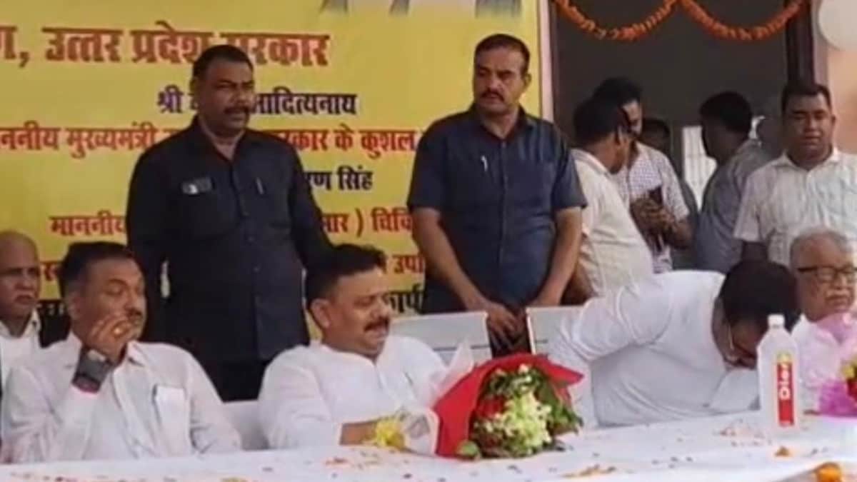 Amethi News: अमेठी में अब रजिस्ट्री होगी पूरी तरह डिजिटल, गौरीगंज में 3.55 करोड़ के एआईजी स्टाम्प कार्यालय का शुभारंभ अमेठी में अब रजिस्ट्री होगी पूरी तरह डिजिटल, गौरीगंज में 3.55 करोड़ के एआईजी स्टाम्प कार्यालय का शुभारंभ