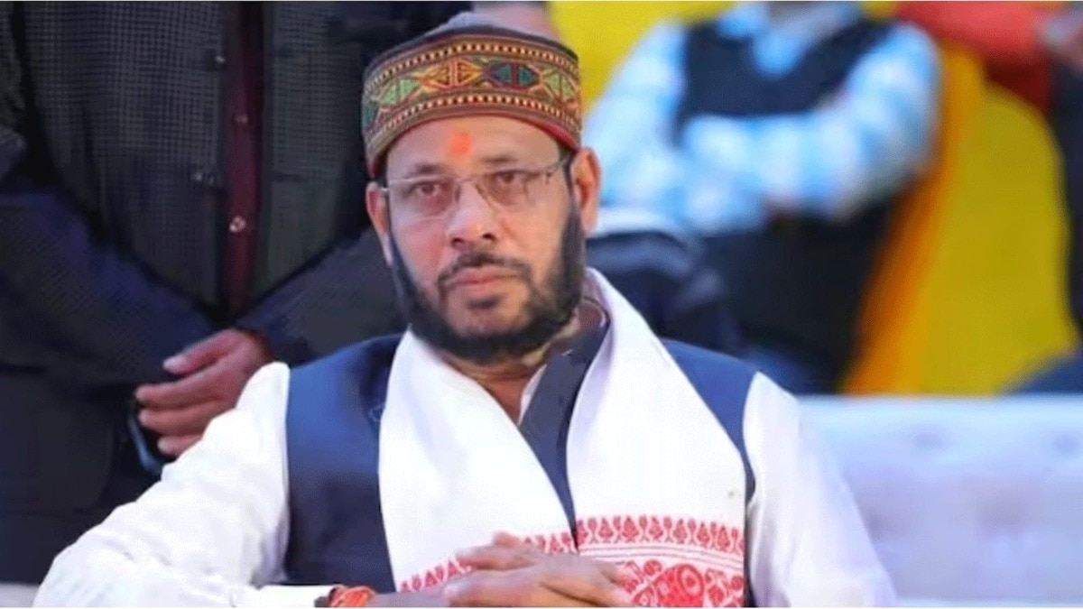 Raebareli News: PDA पर भाजपा का पलटवार, कैबिनेट मंत्री मनोज पांडेय का सपा पर तीखा हमला, बोले- पहले खुद तय कर लें इसमें शामिल कौन है