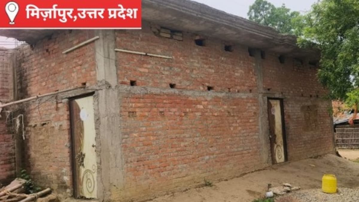 Mirzapur News: पति पर दूसरी शादी के शक में मां ने बच्चों संग खाया जहर, तीन की मौत, एक बेटी जिंदगी की जंग लड़ रही पति पर दूसरी शादी के शक में मां ने बच्चों संग खाया जहर, तीन की मौत, एक बेटी जिंदगी की जंग लड़ रही