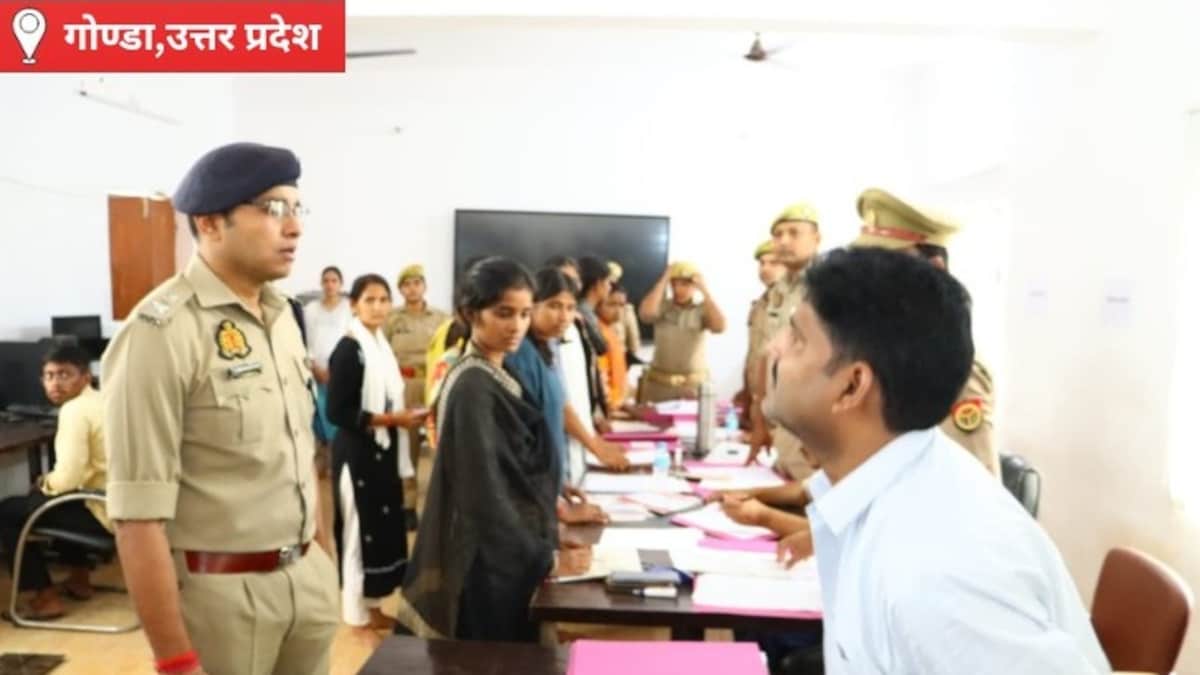 Gonda News: गोण्डा में होमगार्ड भर्ती शुरू, एसपी ने किया निरीक्षण, पारदर्शी प्रक्रिया के दिए निर्देश गोण्डा में होमगार्ड भर्ती शुरू, एसपी ने किया निरीक्षण,पारदर्शी प्रक्रिया के दिए निर्देश