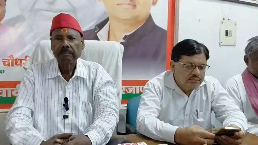 मीरजापुर में सपा का भाजपा पर तीखा हमला,‘राम नाम जपना, राम का धन अपना’- सपा जिलाध्यक्षमीरजापुर में सपा का भाजपा पर तीखा हमला: ‘राम नाम जपना, राम का धन अपना’- सपा जिलाध्यक्ष
