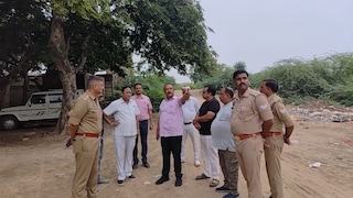 Mathura News: श्रद्धालुओं को मिलेगी राहत, वृंदावन में ट्रैफिक मैनेजमेंट का नया मॉडल, तय स्टैंड से ही चलेंगे टेंपो-ई-रिक्शा श्रद्धालुओं को मिलेगी राहत, वृंदावन में ट्रैफिक मैनेजमेंट का नया मॉडल, तय स्टैंड से ही चलेंगे टेंपो-ई-रिक्शा