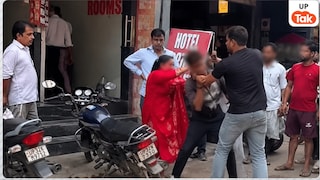 गाजियाबाद में प्रेमी के साथ होटल गई थी शादीशुदा महिला, पीछे से कमरे में पहुंच गया उसका पति, फिर बीच सड़क हुआ बवाल Ghaziabad News