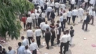 Raebareli News: रायबरेली सेंट्रल बार चुनाव, आज से नामांकन, कचहरी में तेज हुई चुनावी सरगर्मी रायबरेली सेंट्रल बार चुनाव, आज से नामांकन, कचहरी में तेज हुई चुनावी सरगर्मी