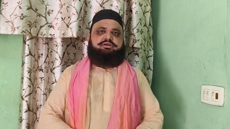 Saharanpur News: भगवान श्रीकृष्ण पर कथित टिप्पणी को लेकर बढ़ा विवाद, मुस्लिम राष्ट्रीय मंच ने गिरफ्तारी की मांग भगवान श्रीकृष्ण पर कथित टिप्पणी को लेकर बढ़ा विवाद, मुस्लिम राष्ट्रीय मंच ने गिरफ्तारी की मांग