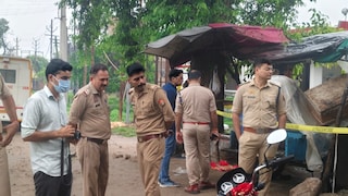 Moradabad News: चाय लेकर पहुंची पत्नी, सामने था खून से लथपथ पति का शव, चेहरे-हाथ पर किए कई वार, मुरादाबाद-अलीगढ़ हाईवे पर सनसनी चाय लेकर पहुंची पत्नी, सामने था खून से लथपथ पति का शव: चेहरे-हाथ पर किए कई वार, मुरादाबाद-अलीगढ़ हाईवे पर सनसनी