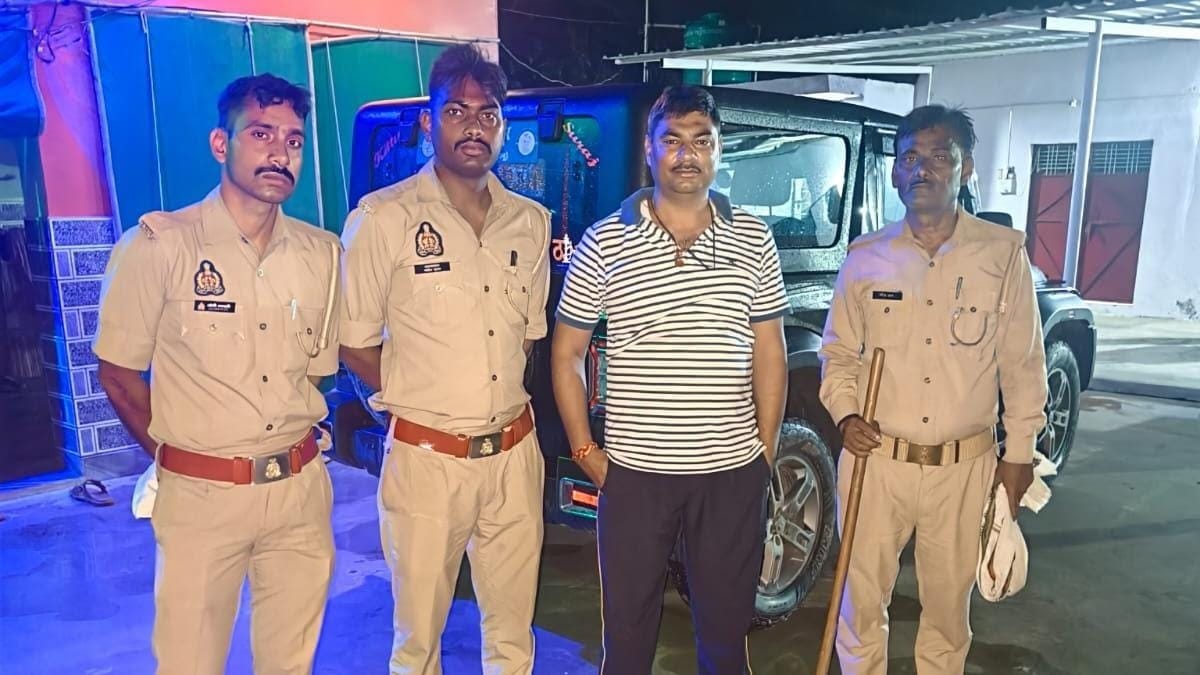 Mainpuri News: छात्राओं के समर्थन में दिल्ली कूच का आह्वान पड़ा भारी, भाकियू भानू के राष्ट्रीय महासचिव अरविंद सिंह चौहान हाउस अरेस्ट छात्राओं के समर्थन में दिल्ली कूच का आह्वान पड़ा भारी: भाकियू भानू के राष्ट्रीय महासचिव अरविंद सिंह चौहान हाउस अरेस्ट