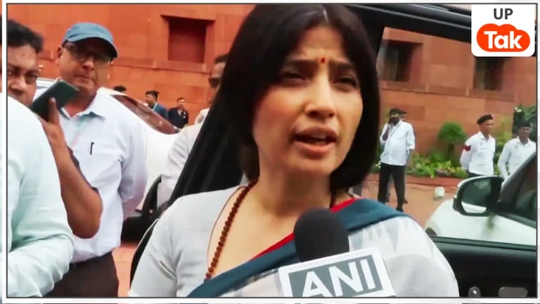 दिल्ली में छात्रों पर कार्रवाई को लेकर दहाड़ीं डिंपल यादव, बोलीं- यह सरकार निर्दयी है Dimple Yadav