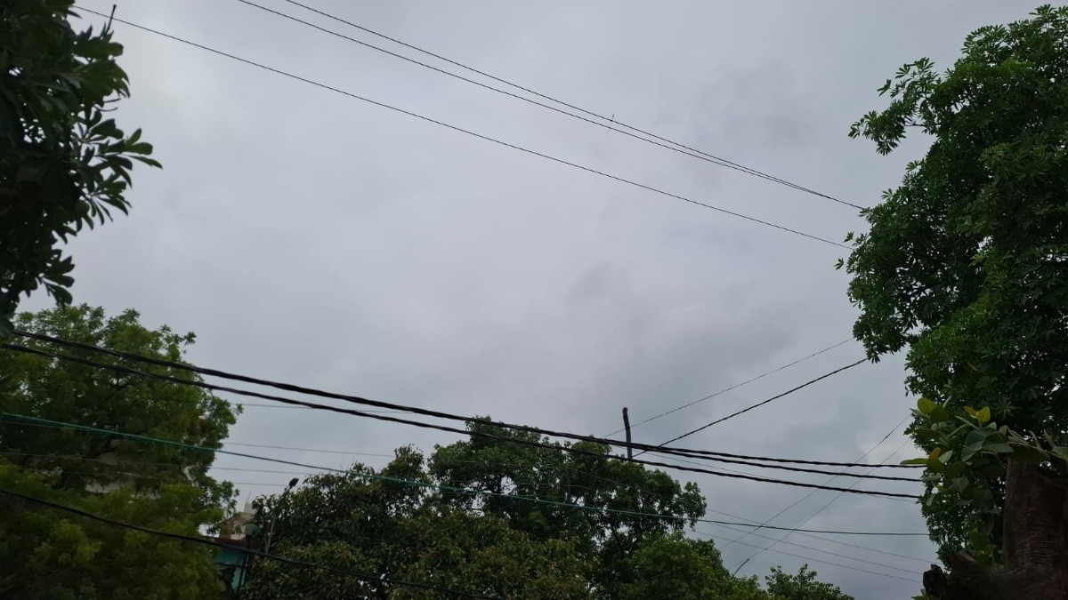 Chandauli Weather Today : मुगलसराय में दिनभर छाए रहे बादल, उमस ने बढ़ाई परेशानी, बारिश का इंतजार जारी