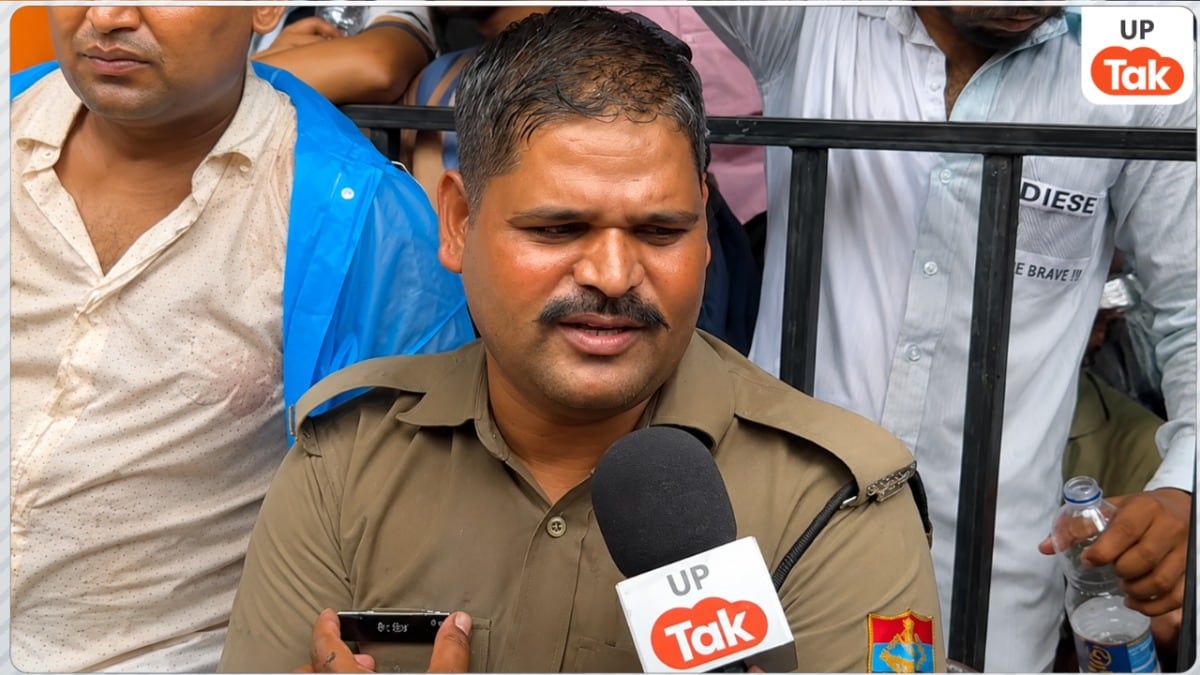 पुलिस की नौकरी छोड़ छात्रों के समर्थन में जंतर-मंतर पहुंचे सिपाही शेर सिंह ने कह दी ये बड़ी बात Constable Sher Singh